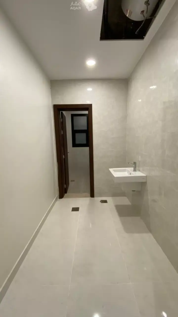 4 bedroom villa in Al Janadriyah, Riyadh 16