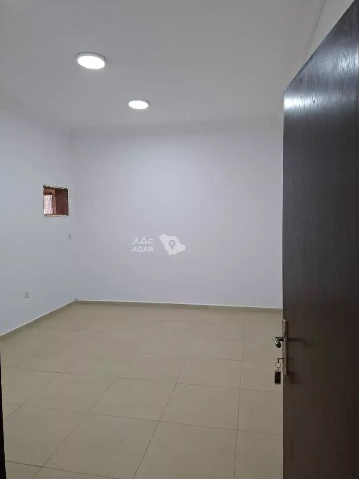 3 bedroom apartment in Mishrifah, Jeddah 2