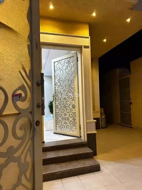 5 bedroom villa in Al Aziziyah, Riyadh 5