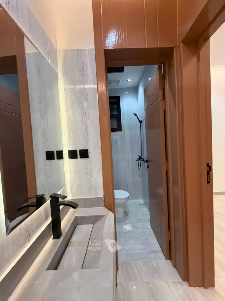 فيلا 4 غرف في العريجاء الغربية، الرياض 5