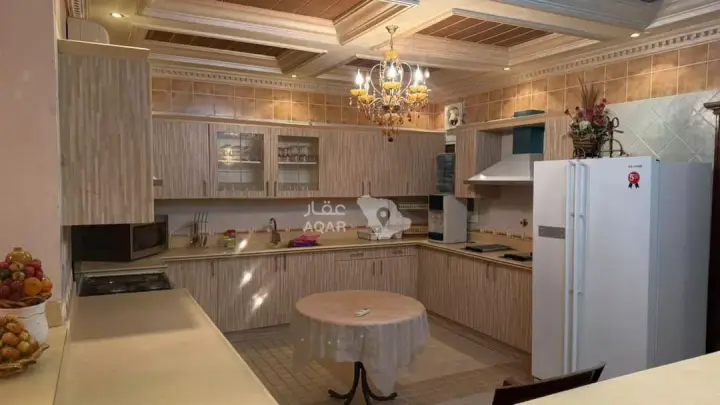 4 bedroom apartment in Al Marwa, Jeddah 4