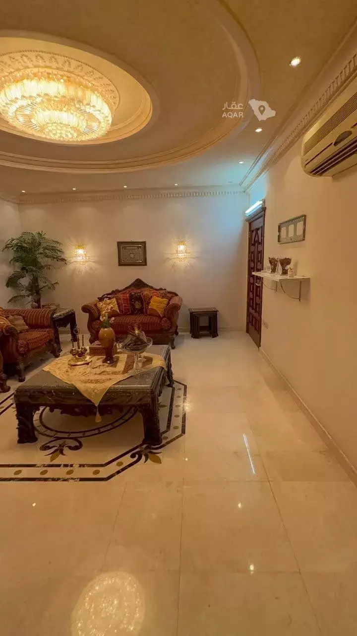 4 bedroom apartment in Al Marwa, Jeddah 7