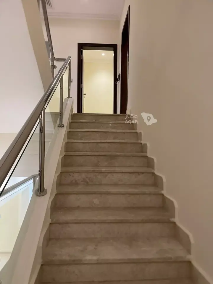 3 bedroom villa in Abhur North, Jeddah 19