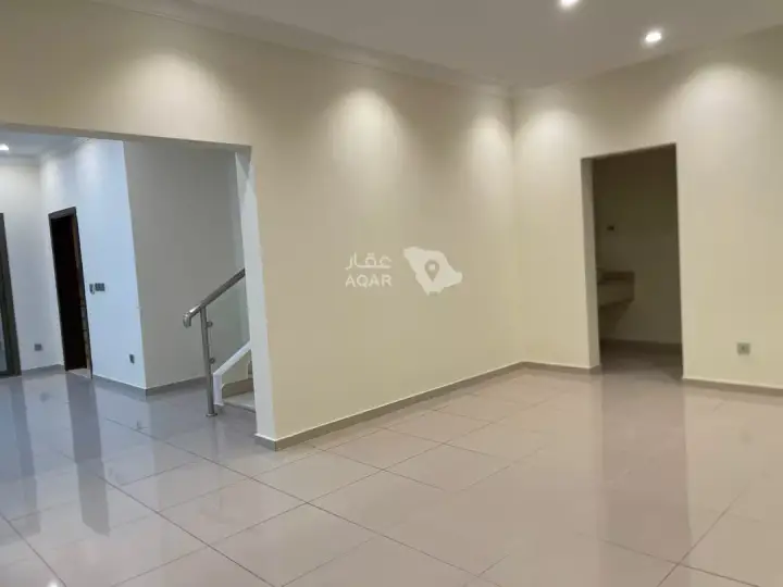 3 bedroom villa in Abhur North, Jeddah 2