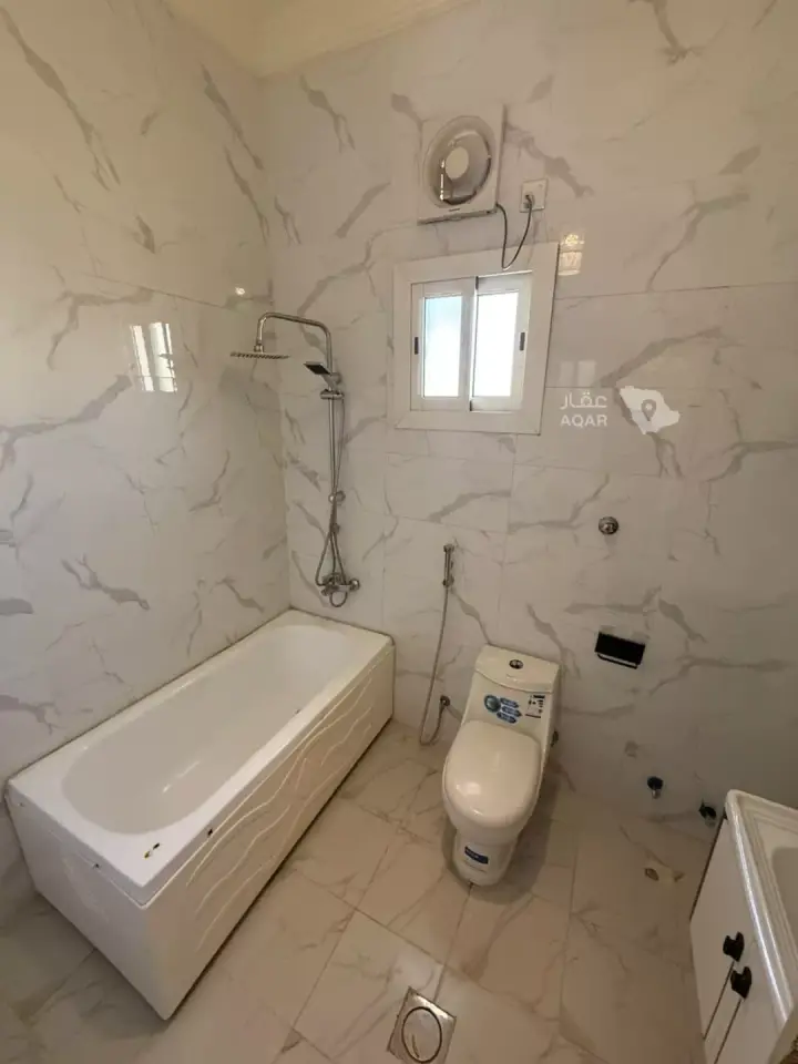 7 bedroom villa in Al Hamdaniyah, Jeddah 10