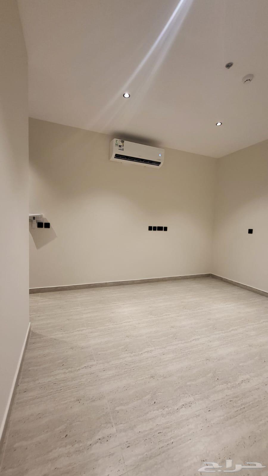 5 bedroom apartment in Al Narjis 6