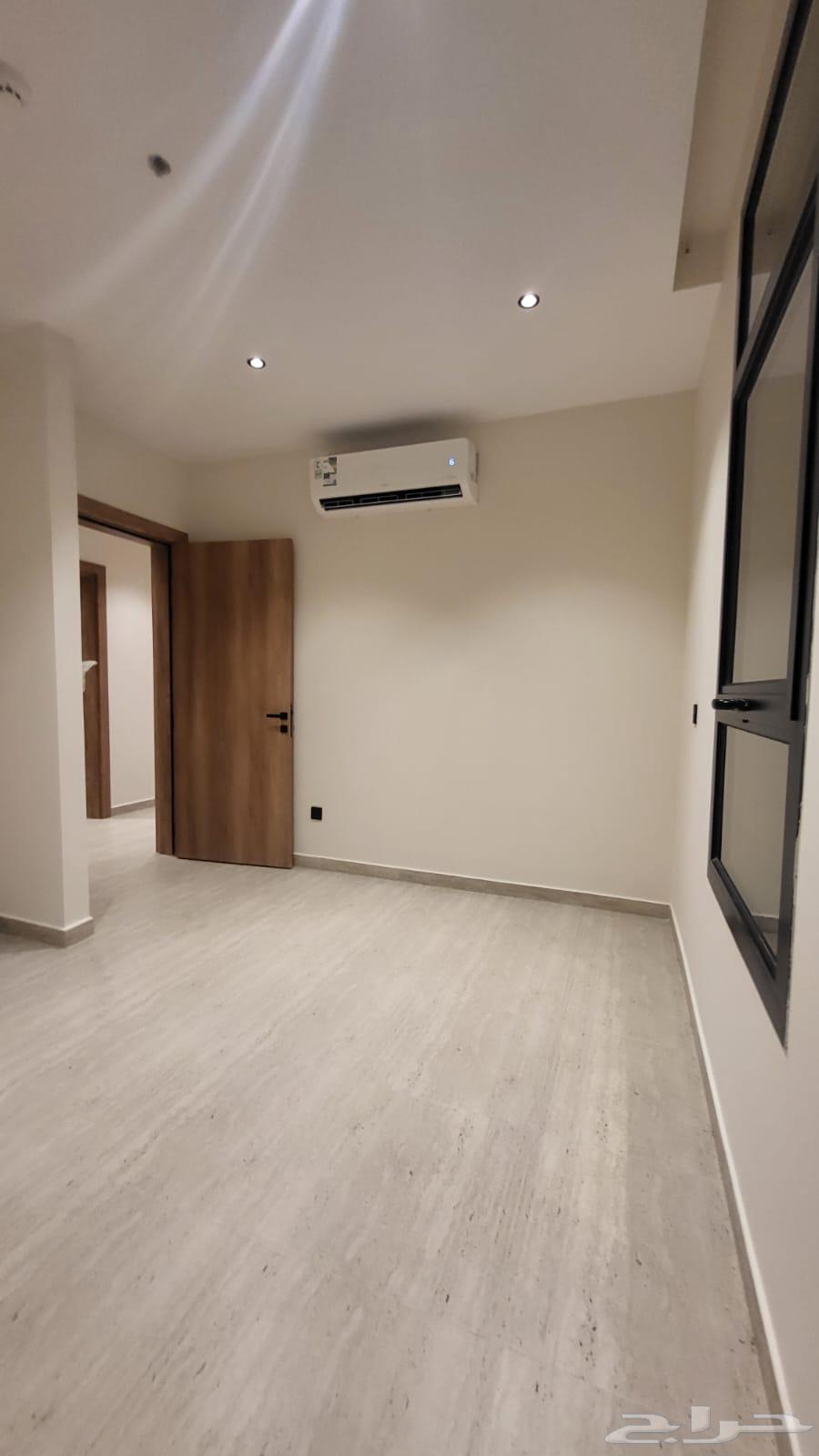 5 bedroom apartment in Al Narjis 7