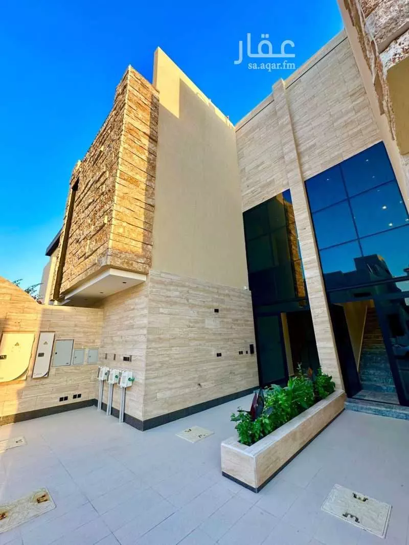 6 bedroom floor in Al Narjis 3