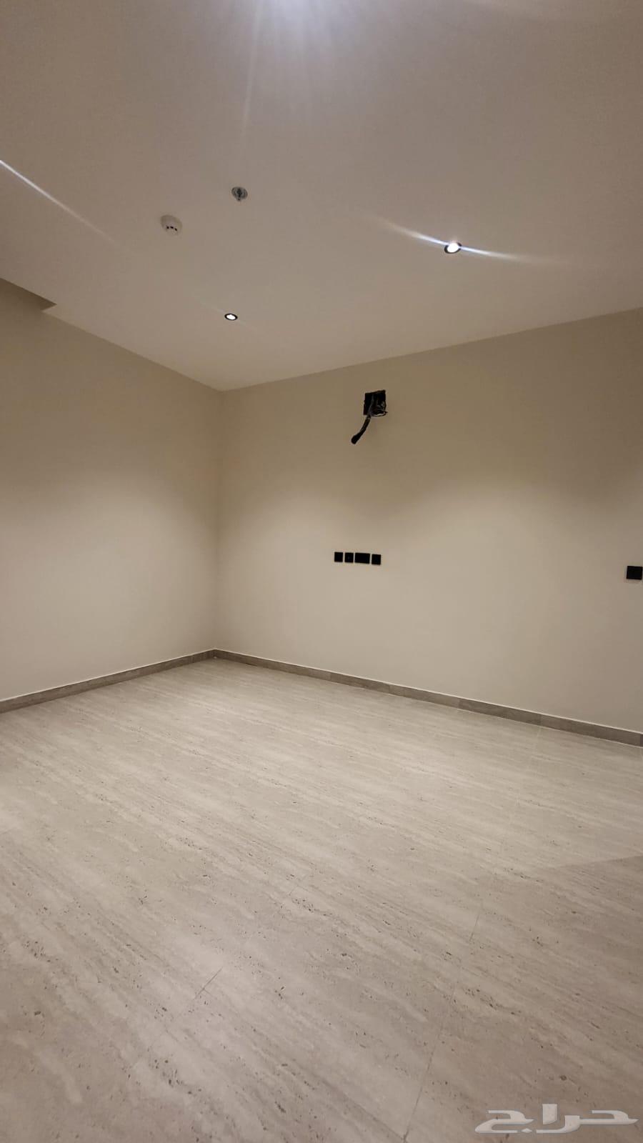 5 bedroom apartment in Al Narjis 6