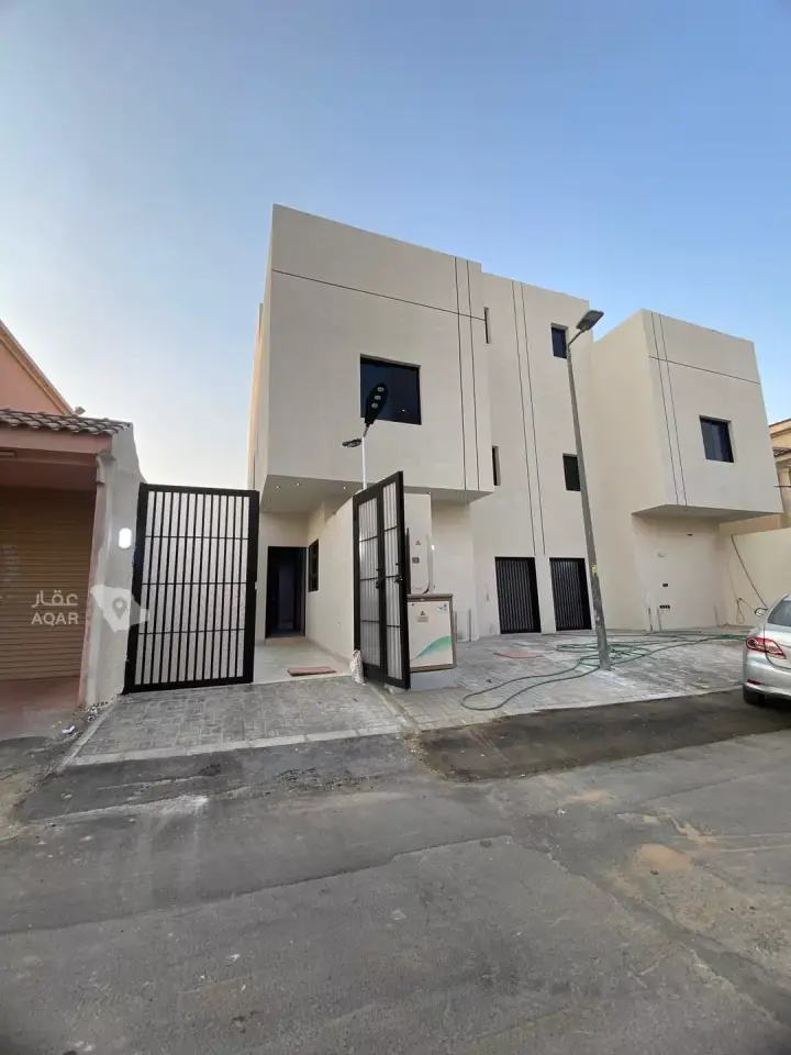 4 bedroom apartment in Al Zahrah, Riyadh