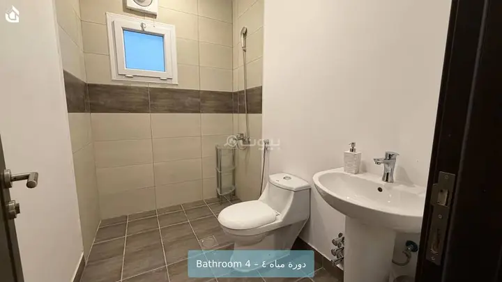 4 bedroom villa in Khuzam, Riyadh 18