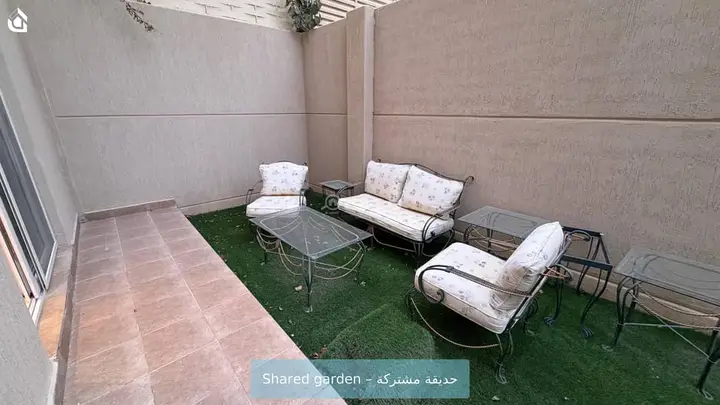 4 bedroom villa in Khuzam, Riyadh 21