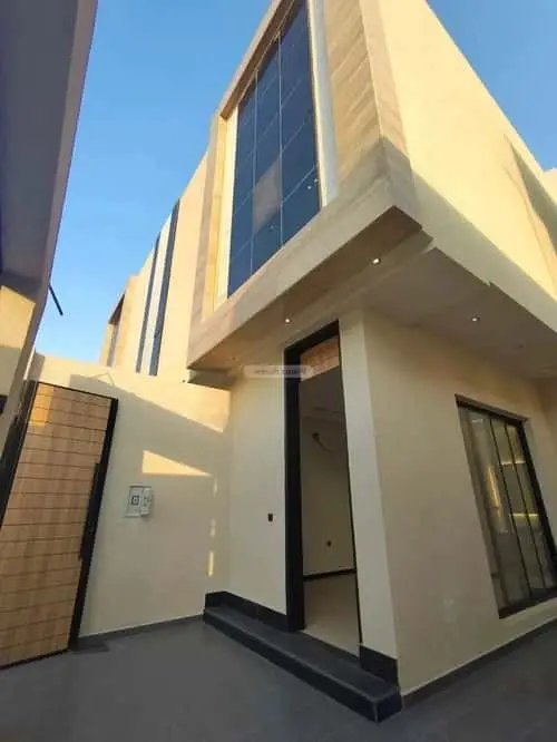 4 bedroom villa in Dhahrat Al Badiah, Riyadh 2