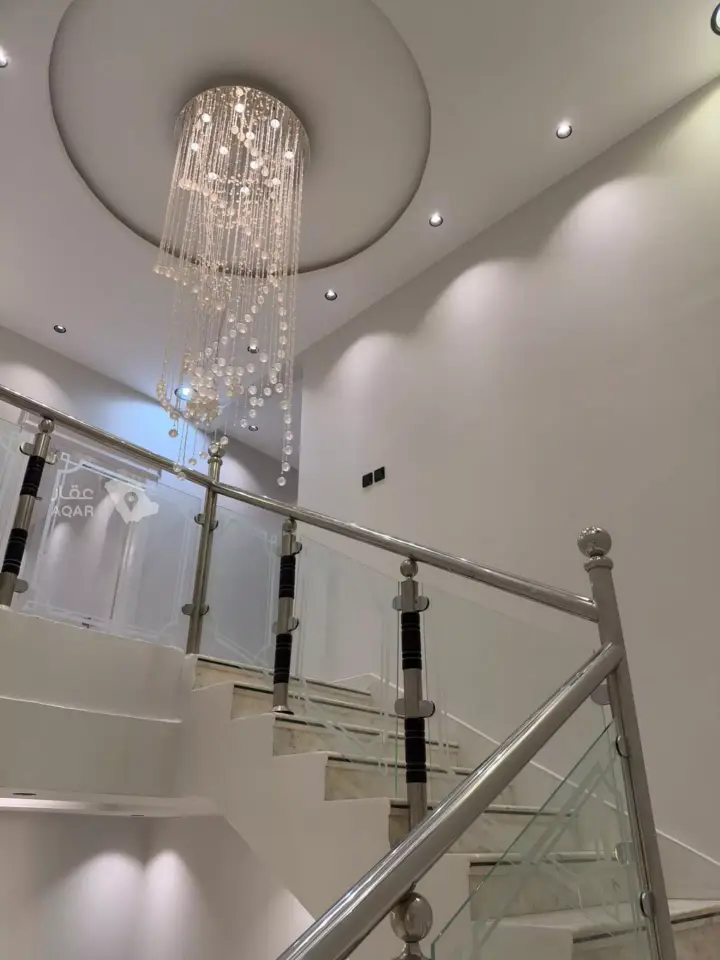 3 bedroom villa in Al Yarmouk, Riyadh 15