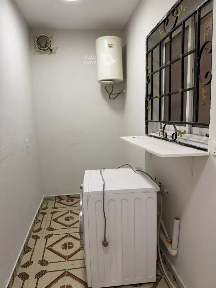 3 bedroom villa in Al Yarmouk, Riyadh 20