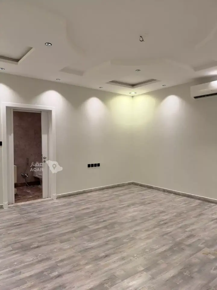 3 bedroom villa in Al Yarmouk, Riyadh 8