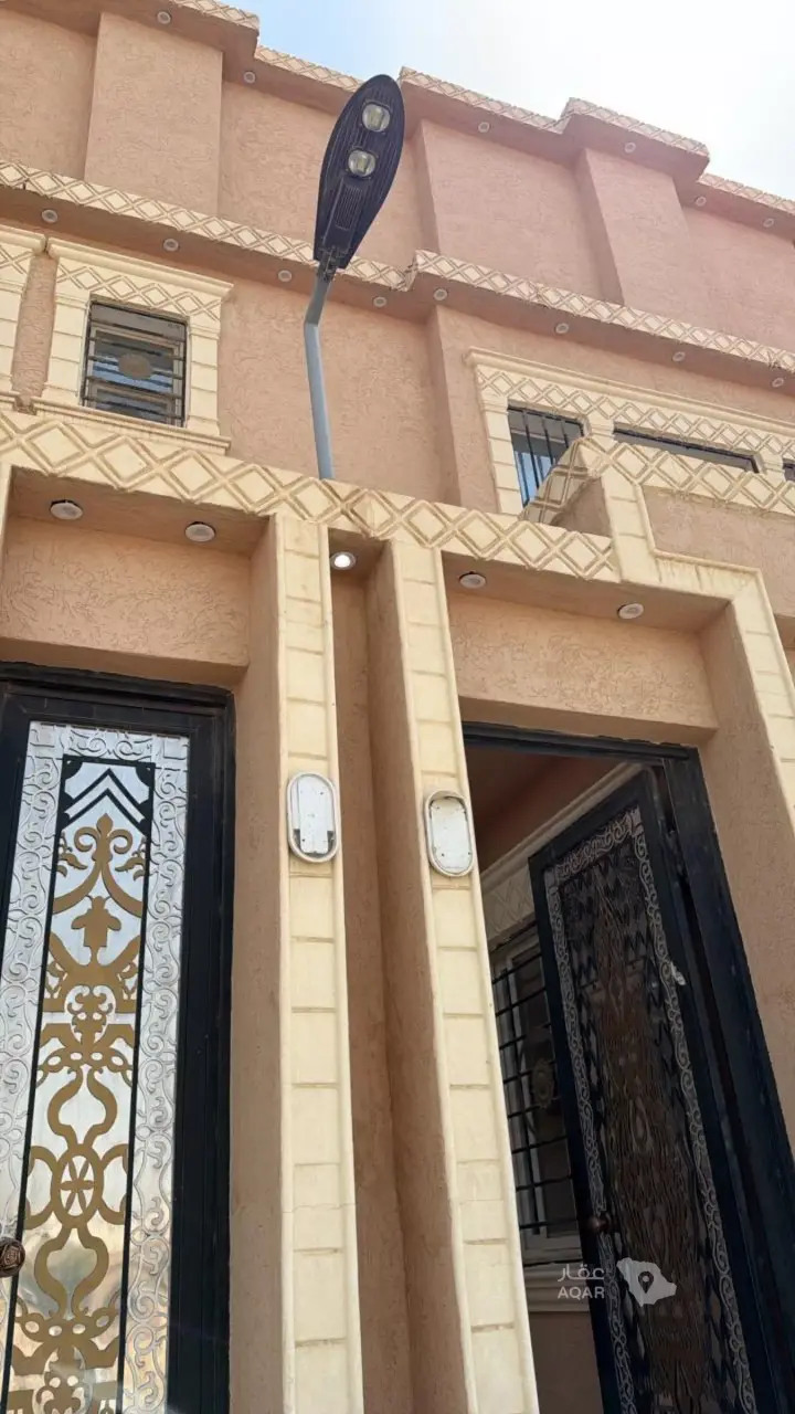 4 bedroom villa in Tuwaiq, Riyadh 14