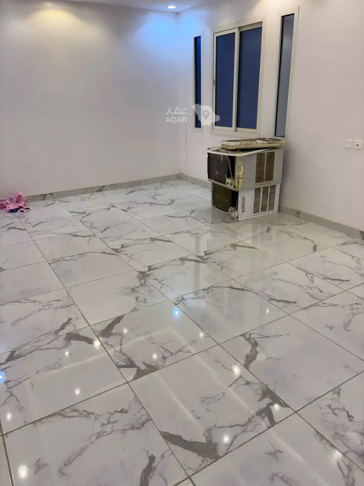 4 bedroom villa in Tuwaiq, Riyadh 4
