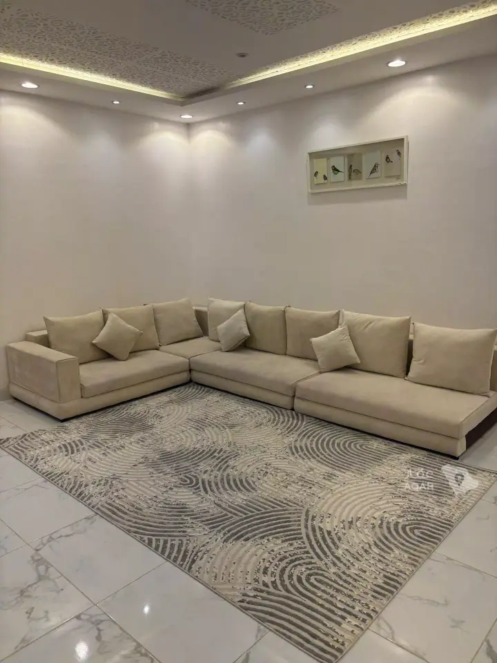 4 bedroom villa in Tuwaiq, Riyadh 11