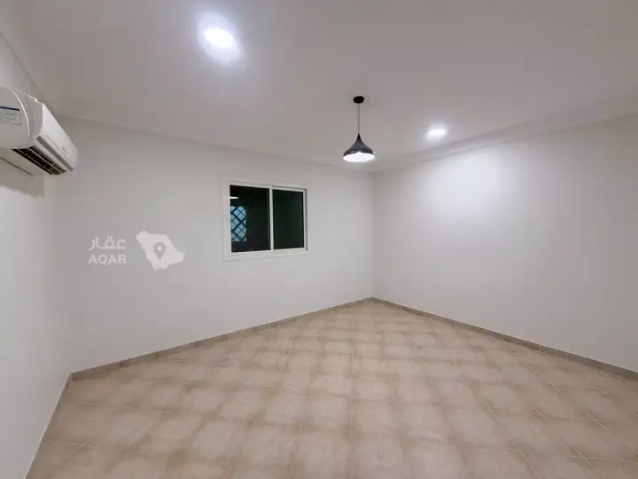 5 bedroom villa in An Nafal, Riyadh 14