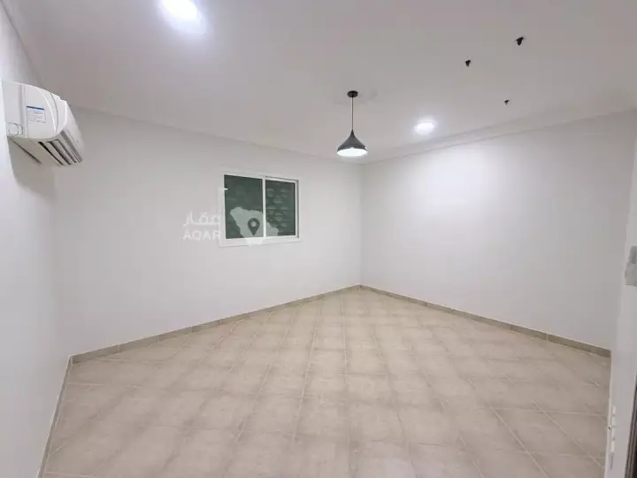 5 bedroom villa in An Nafal, Riyadh 19