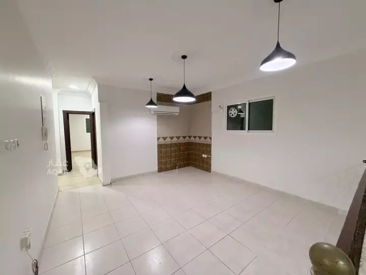 5 bedroom villa in An Nafal, Riyadh 11