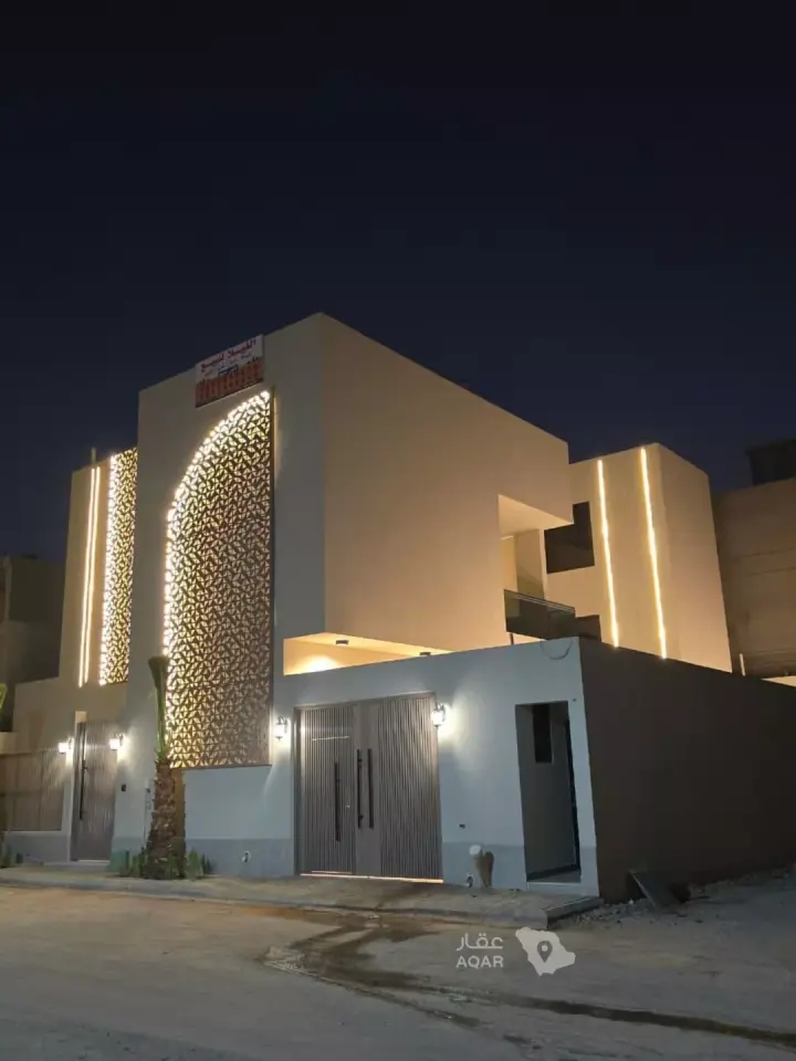 6 bedroom villa in Al Mahdiyyah, Riyadh 2