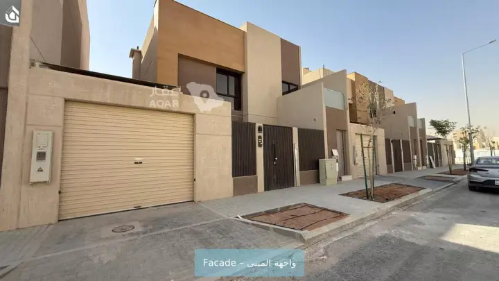 5 bedroom villa in Al Aridh, Riyadh 2