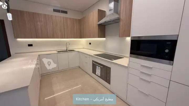 5 bedroom villa in Al Aridh, Riyadh 9