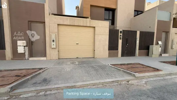 5 bedroom villa in Al Aridh, Riyadh 14