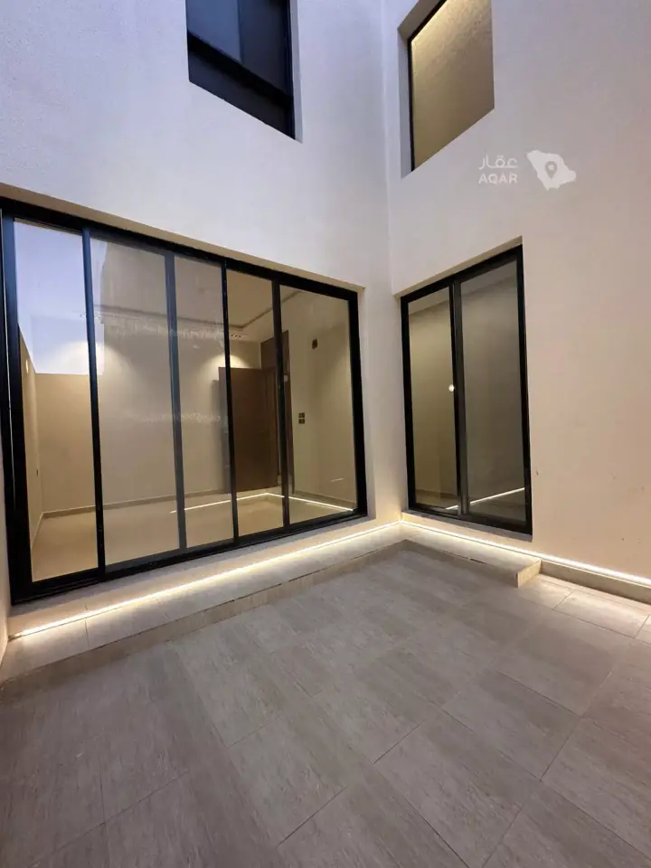 20 bedroom building in Tuwaiq, Riyadh 10