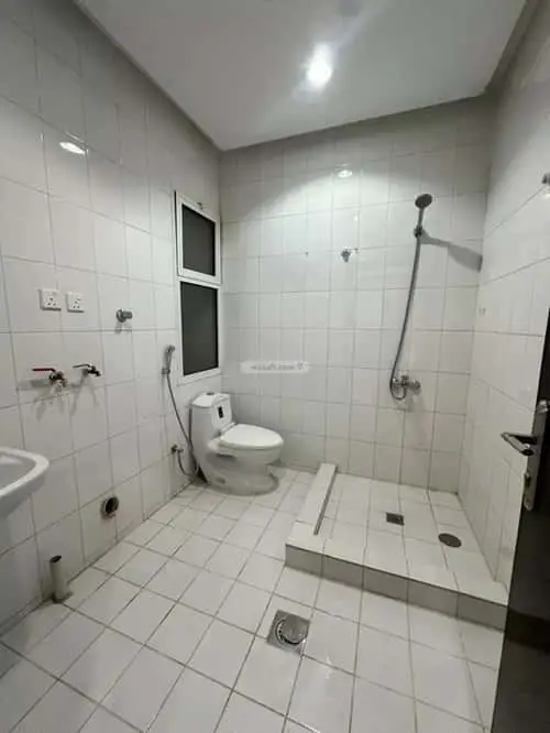 4 bedroom apartment in Al Wadi, Riyadh 4