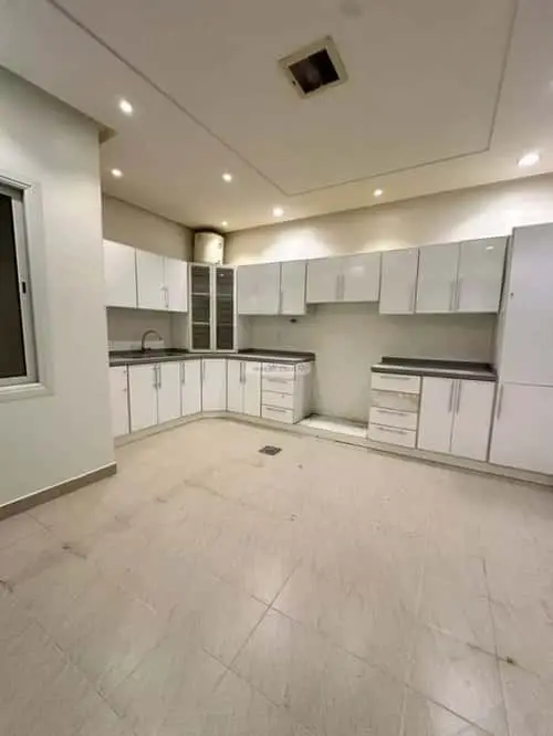 4 bedroom apartment in Al Wadi, Riyadh 2