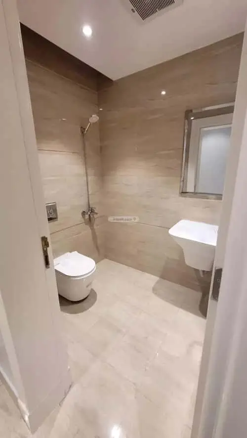 4 bedroom apartment in At Taawon, Riyadh 7