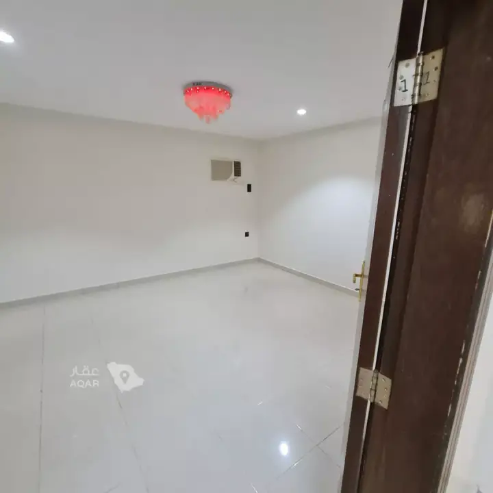 3 bedroom villa in Al Malaz, Riyadh 9
