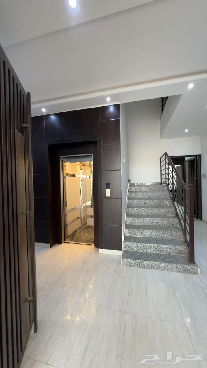 5 bedroom apartment in Tuwaiq 16