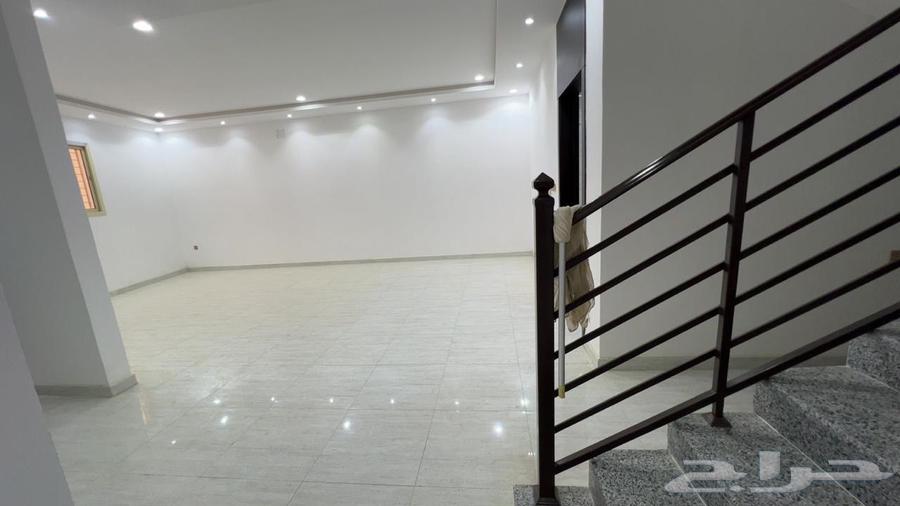 5 bedroom apartment in Tuwaiq 3
