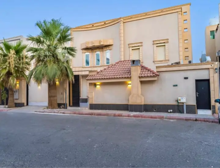 5 bedroom villa in Al Yasmin, Riyadh 3