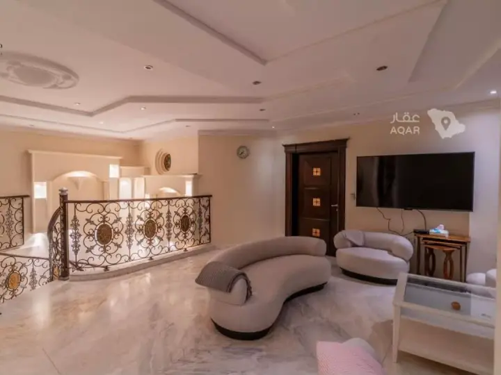 5 bedroom villa in Al Yasmin, Riyadh 14