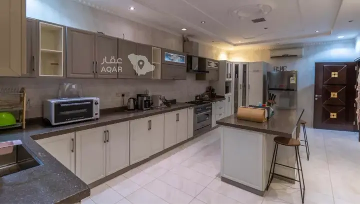 5 bedroom villa in Al Yasmin, Riyadh 9