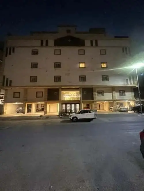 5 bedroom apartment in Bani Malik, Jeddah 3