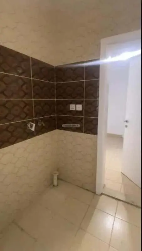 5 bedroom apartment in Bani Malik, Jeddah 8