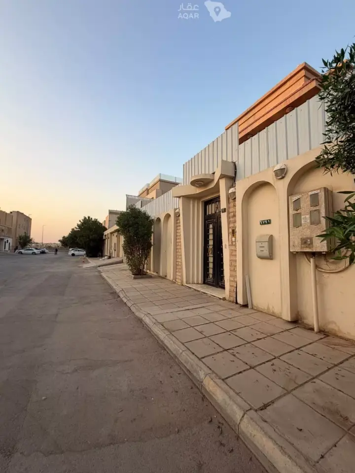 6 bedroom villa in Sultana, Riyadh 2