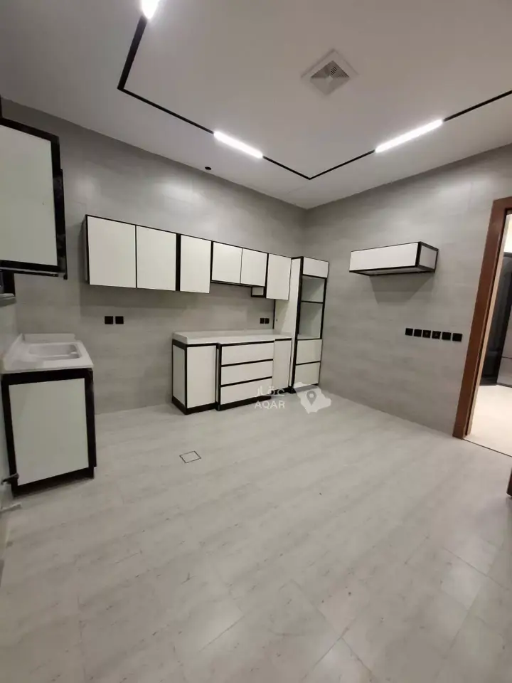 3 bedroom apartment in Al Maizilah, Riyadh 7