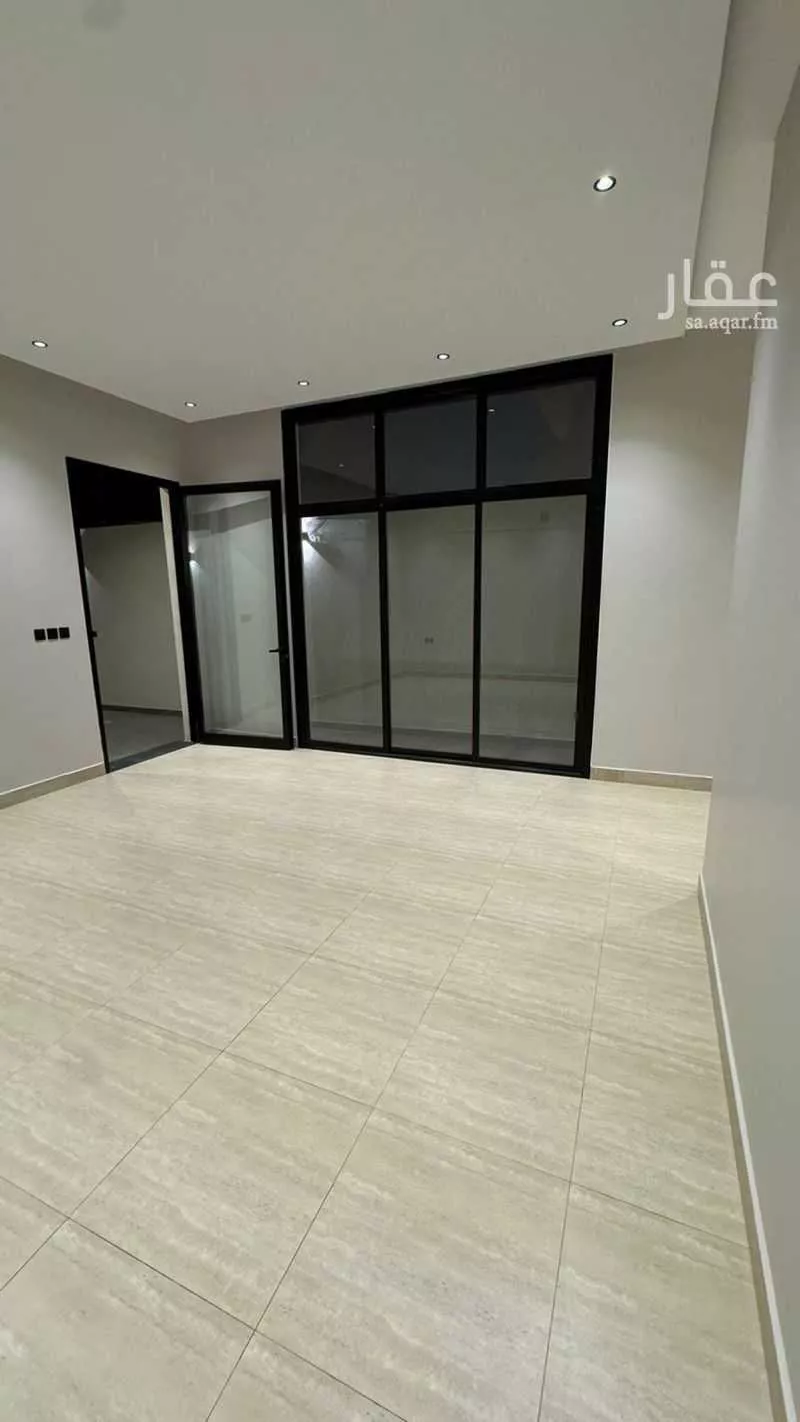 4 bedroom floor in King Faisal 5