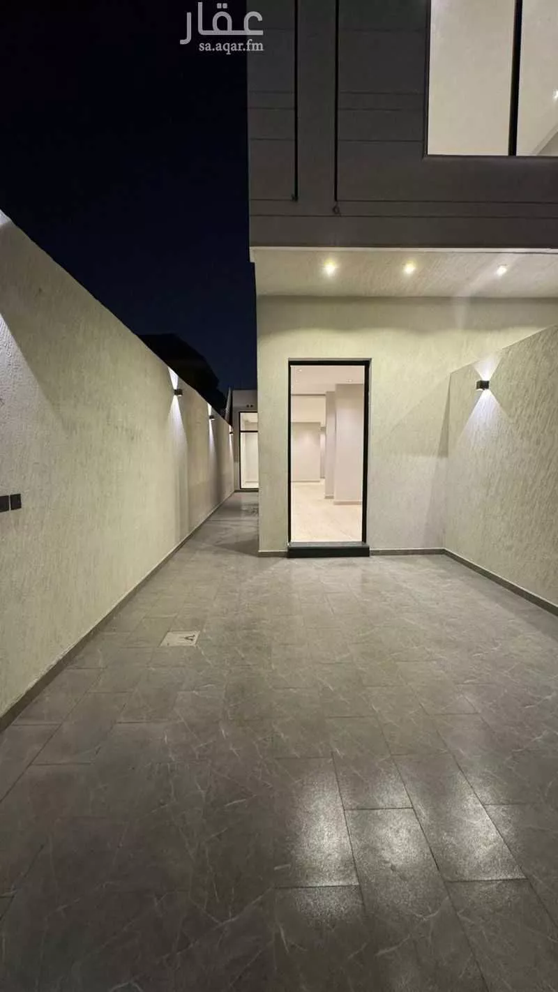 4 bedroom floor in King Faisal 6