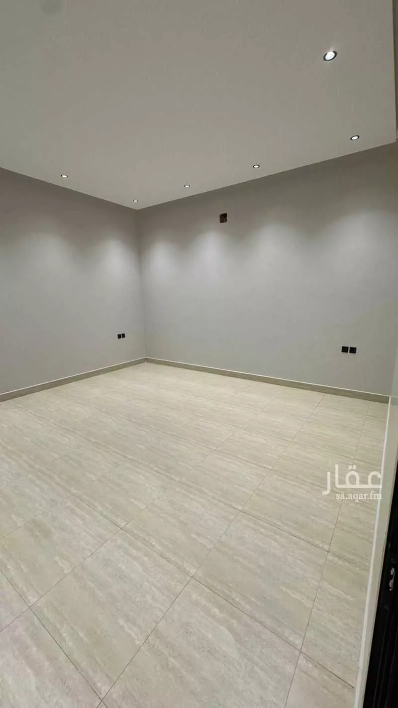 4 bedroom floor in King Faisal 8