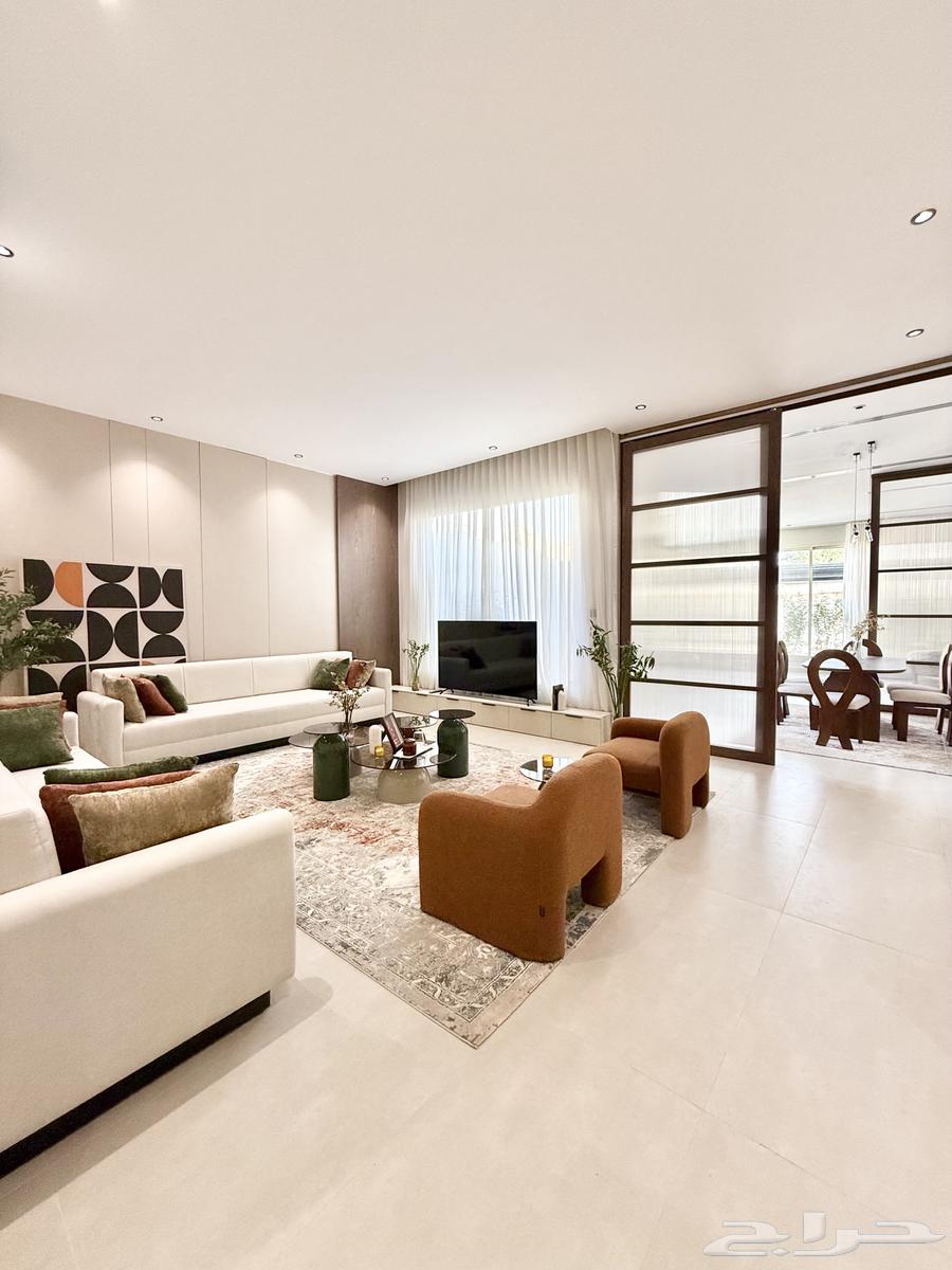 3 bedroom apartment in Al Khaleej 5