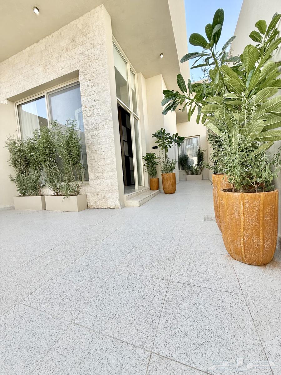 3 bedroom apartment in Al Khaleej 10