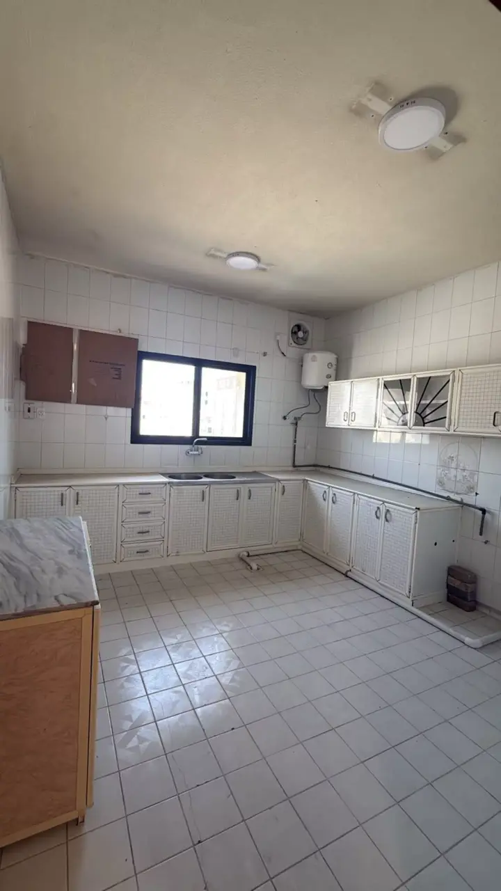 2 bedroom apartment in Al Bandariyah, Eastern Province 10